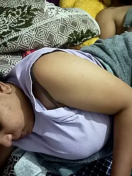 HEENA 022 online show from February 22, 2025, 5:13 pm