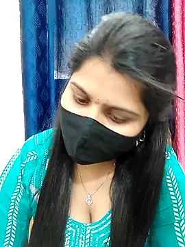 Hotty-simran online show from February 26, 2025, 8:39 am