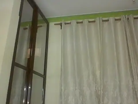 Apple bitch online show from October 9, 2025, 5:19 am