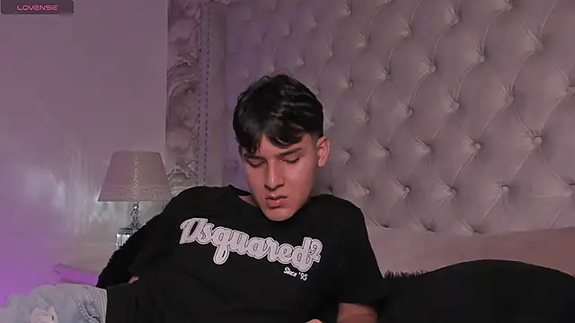 Kev jenner online show from March 19, 2025, 6:34 pm