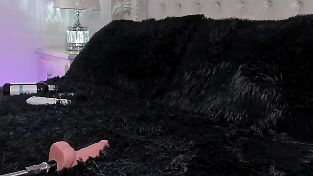 Kev jenner online show from October 6, 2025, 9:37 pm