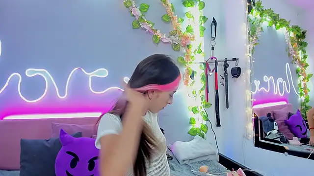 YouliteSllut2 online show from January 11, 2025, 9:57 pm