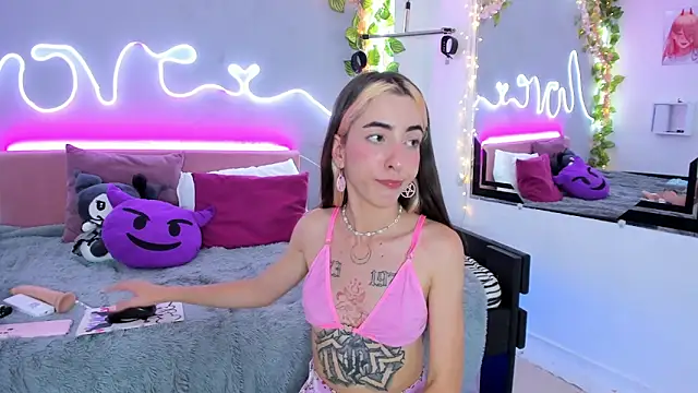 YouliteSllut2 online show from February 21, 2025, 11:43 pm