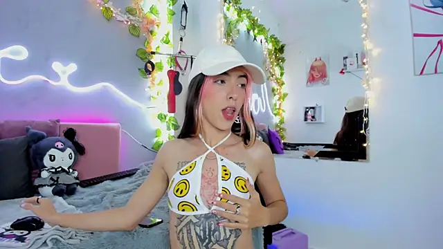 YouliteSllut2 online show from February 13, 2025, 8:55 pm