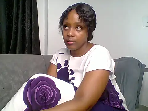 Snapshot of Miss_Amani chatting on May 10, 2026, 2:41 pm Miss Amani online show from May 10, 2026, 2:41 pm