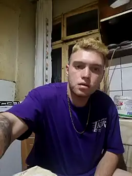 Franso13 online show from February 28, 2025, 9:44 pm