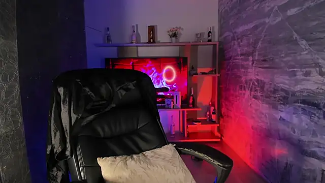 DeboraaLombardii online show from December 30, 2024, 8:36 pm