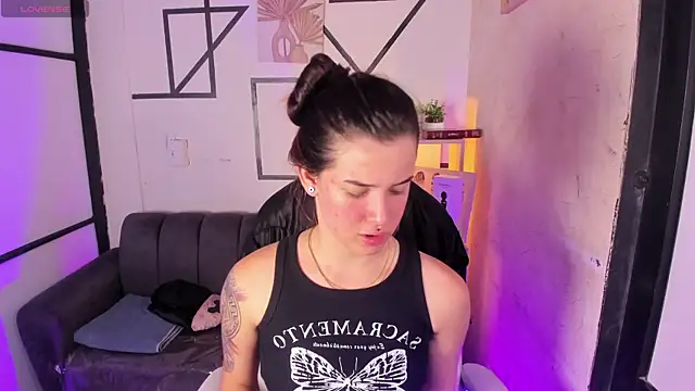 DeboraaLombardii online show from February 27, 2025, 5:07 am