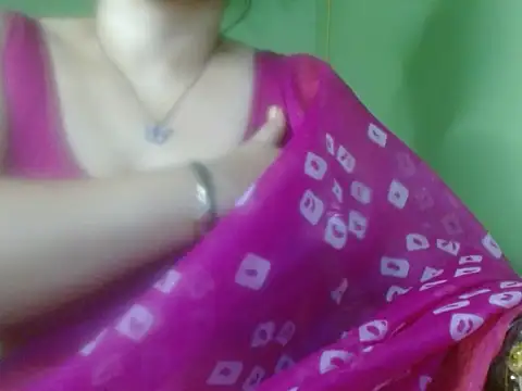Snapshot of LOVERIAKOL chatting on July 15, 2026, 12:01 pm LOVERIAKOL online show from July 15, 2026, 12:01 pm