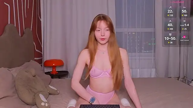 Snapshot of EvaCroan chatting on February 24, 2026, 1:56 pm EvaCroan online show from February 24, 2026, 1:56 pm