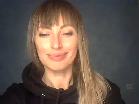 EffectMaya online show from February 20, 2026, 6:43 pm