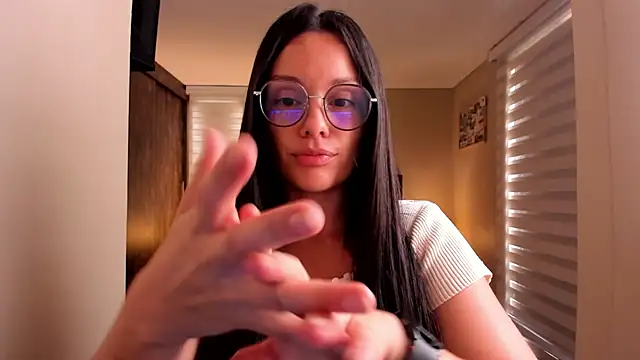 anabel 025 online show from September 10, 2025, 4:17 pm