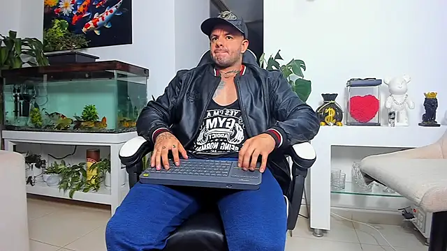 Johnnygrayson1 online show from October 27, 2025, 11:38 pm