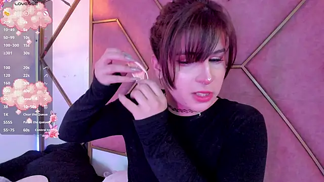 Yuri Stars online show from March 5, 2025, 6:45 pm