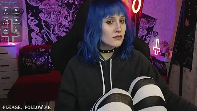 little Elika online show from January 19, 2025, 8:51 pm