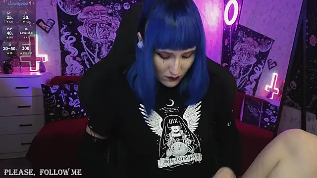 little Elika online show from January 10, 2025, 7:21 pm