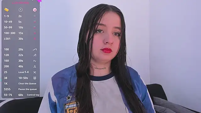 Sabrina Lennox online show from June 18, 2026, 6:13 pm