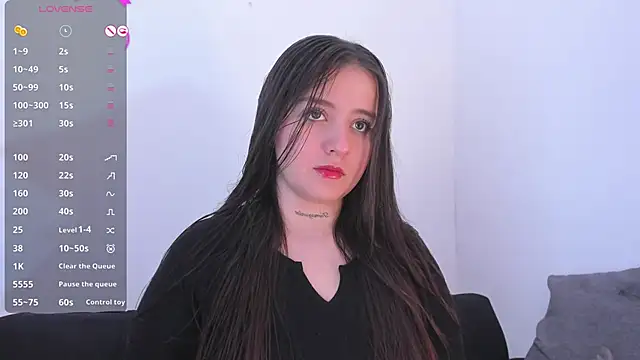 Sabrina Lennox online show from June 3, 2026, 6:34 pm