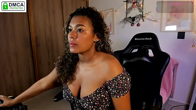 Snapshot of aleja_montiel__ chatting on December 14, 2025, 1:17 pm aleja montiel online show from December 14, 2025, 1:17 pm