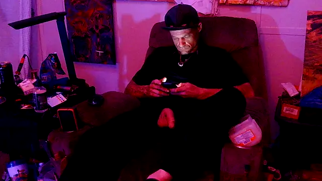 TheOneYouLove69 online show from March 15, 2025, 5:08 am