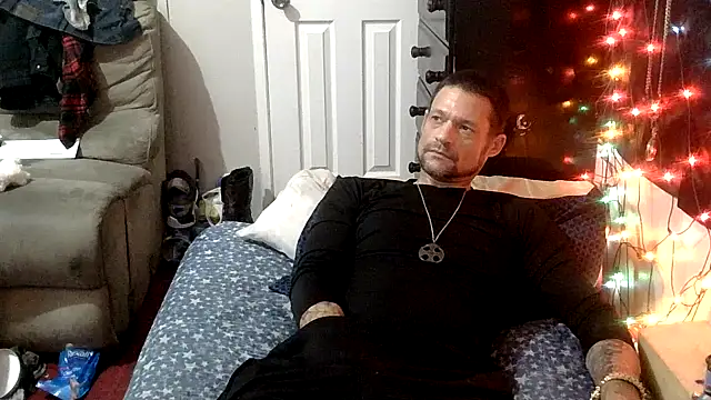 TheOneYouLove69 online show from January 15, 2026, 8:45 pm