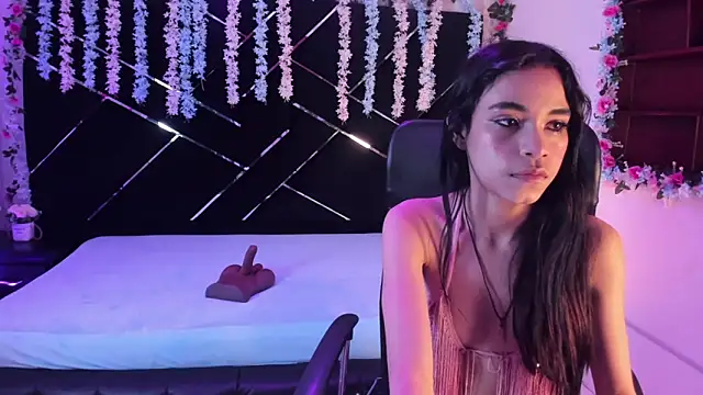 Snapshot of Jasmin_Skinny chatting on September 19, 2025, 2:26 am Jasmin Skinny online show from September 19, 2025, 2:26 am