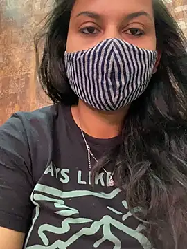 HaaniKaur online show from March 4, 2025, 7:51 am