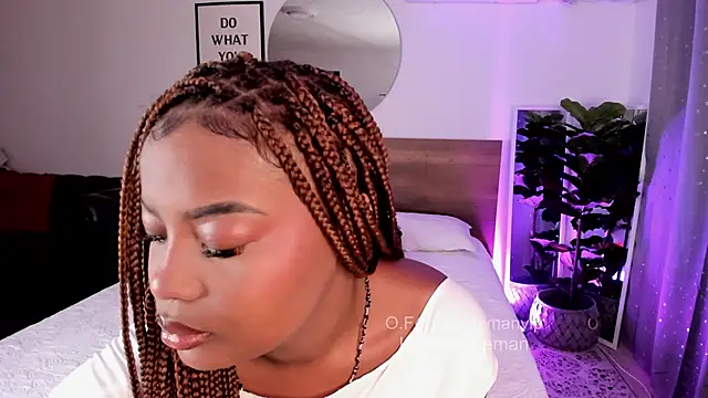 Isaa Coleman  online show from January 28, 2025, 12:15 am