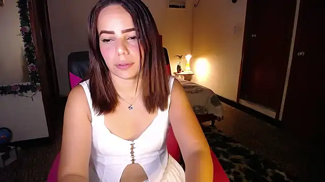 danielle rose 1 online show from September 20, 2025, 6:46 pm