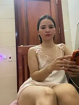 LiLi-Kirix99 online show from May 25, 2026, 10:36 am