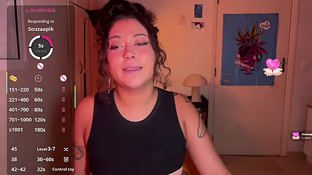 Snapshot of ann4montez_ chatting on May 4, 2026, 5:00 am ann4montez online show from May 4, 2026, 5:00 am