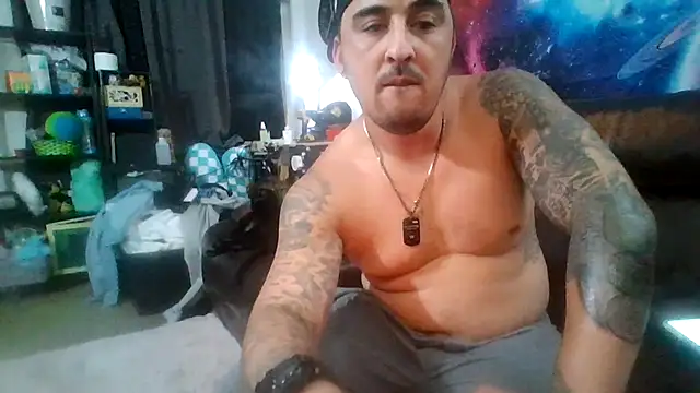 Snapshot of Antoniothedon chatting on April 24, 2026, 6:37 am Antoniothedon online show from April 24, 2026, 6:37 am