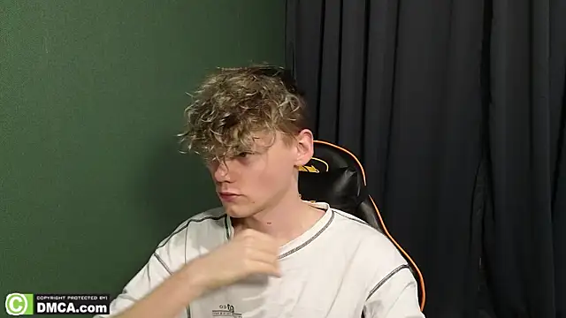 Snapshot of Keytaro chatting on February 7, 2026, 6:21 am Keytaro online show from February 7, 2026, 6:21 am