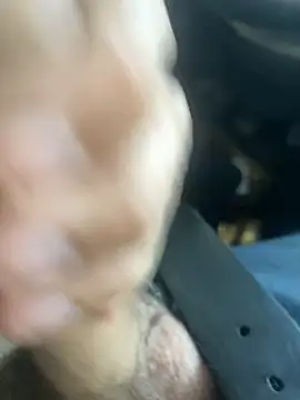 Leoartavia online show from February 5, 2025, 7:53 pm