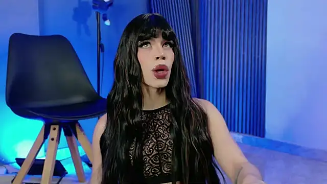 LucyGiraldo online show from September 25, 2025, 2:17 am