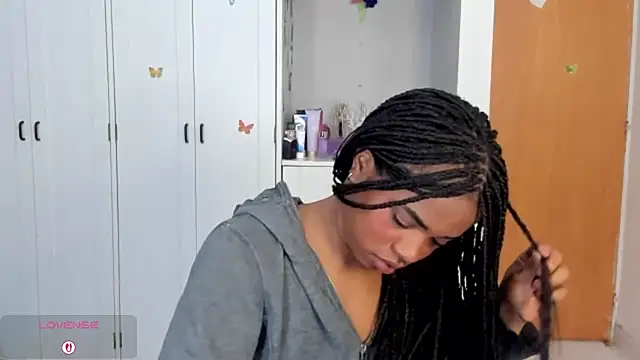 Snapshot of Marce_22 chatting on September 24, 2025, 4:13 pm Marce 22 online show from September 24, 2025, 4:13 pm