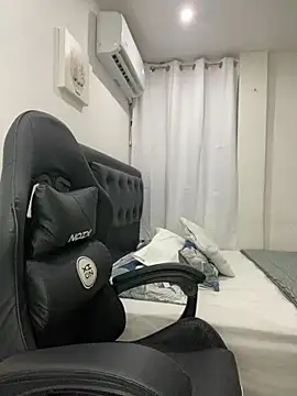 Belissa miller online show from September 26, 2025, 7:43 pm