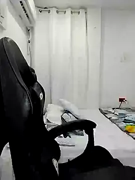 Belissa miller online show from November 10, 2025, 8:03 pm