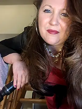 Snapshot of Candy-Desire chatting on March 20, 2026, 8:32 pm Candy-Desire online show from March 20, 2026, 8:32 pm