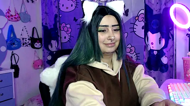 lussyevans24 online show from October 23, 2025, 4:44 am