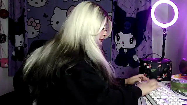 lussyevans24 online show from April 1, 2026, 1:30 am