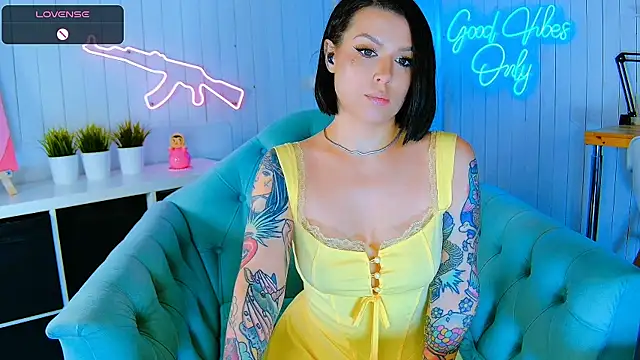 Snapshot of My_toys_pink chatting on July 13, 2026, 3:39 am My toys pink online show from July 13, 2026, 3:39 am