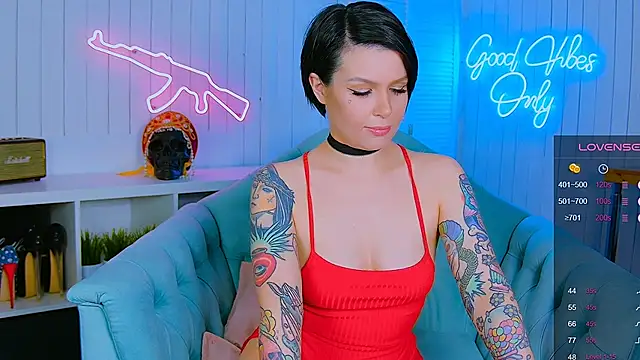 My toys pink online show from February 26, 2025, 10:16 am