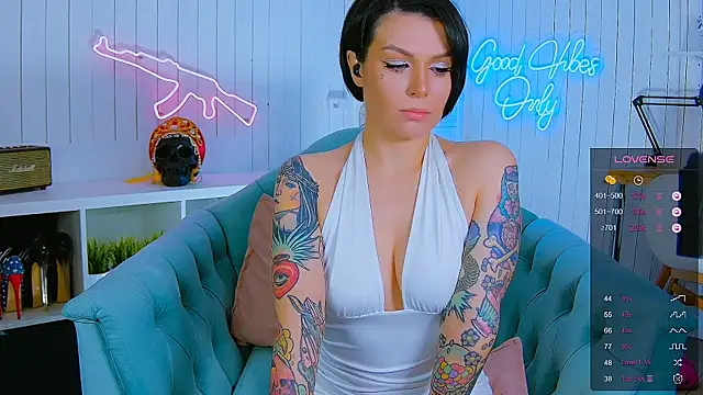 My toys pink online show from March 2, 2025, 6:59 am