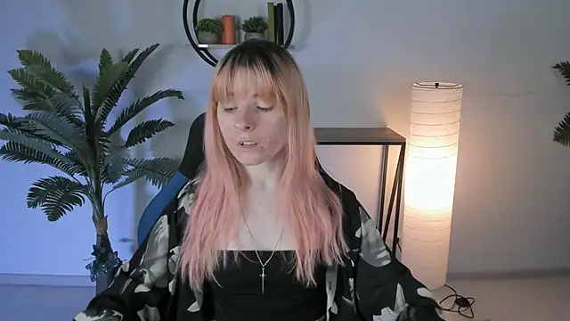 LexiWenford online show from February 21, 2025, 2:50 am