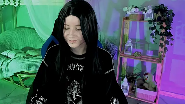 LexiWenford online show from September 25, 2025, 3:23 am