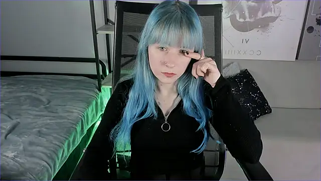 LexiWenford online show from September 9, 2025, 2:43 am