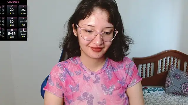 alexaa08 online show from November 14, 2025, 1:15 pm