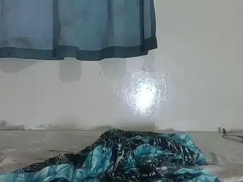 Wet goddess20 online show from October 15, 2025, 9:01 pm