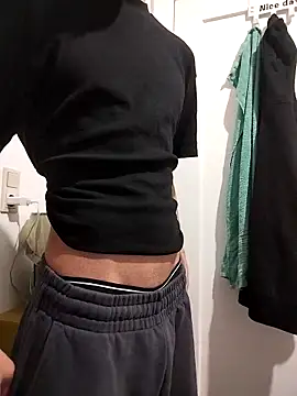 Dennis 2024 online show from March 11, 2026, 8:25 pm